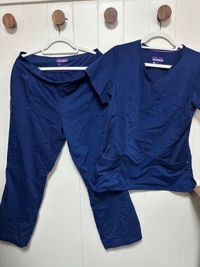 Purple Label Navy Scrub Set - Women's V-Neck Top & Pants